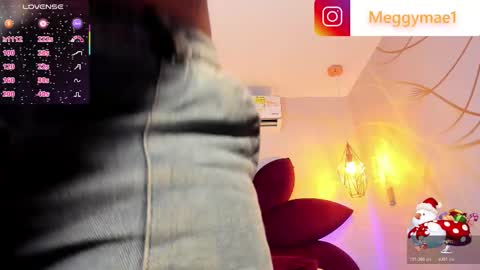 MEGGY MAE online show from November 26, 12:06 pm