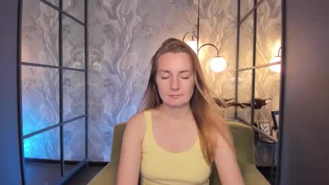 Meggy online show from September 30, 1:27 pm