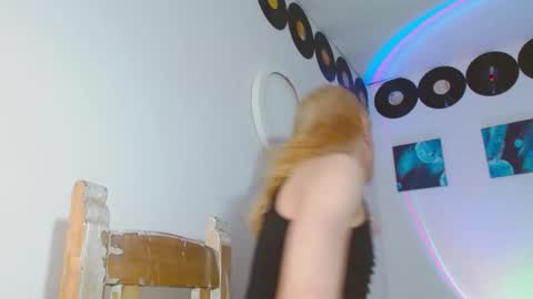 meghan_devil_ online show from February 11, 4:39 am