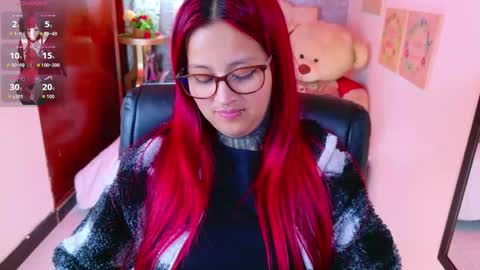 Snapshot of meghan_nill chatting on November 15, 10:01 am Meghan online show from November 15, 10:01 am