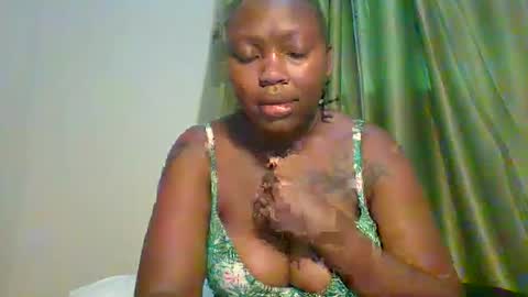 Snapshot of meghan_spice chatting on October 11, 1:31 pm meghan_spice online show from October 11, 1:31 pm