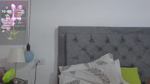 Snapshot of meghan_taylor__ chatting on March 2, 8:59 pm Meghan online show from March 2, 8:59 pm