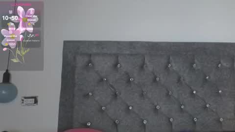 Snapshot of meghan_taylor__ chatting on March 16, 12:20 pm Meghan online show from March 16, 12:20 pm