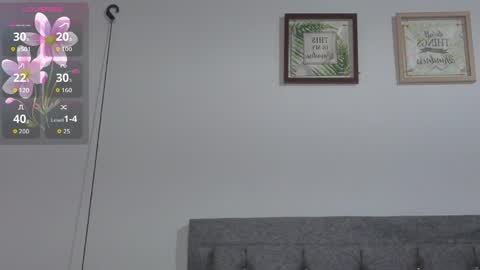 Snapshot of meghan_taylor__ chatting on April 1, 9:23 pm Meghan online show from April 1, 9:23 pm