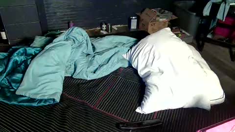 meghan online show from November 17, 1:33 am