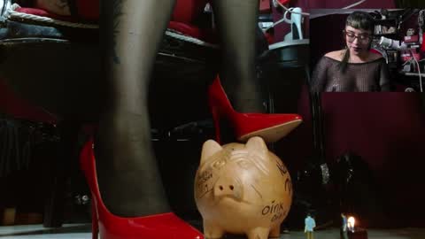 Snapshot of megoddessara chatting on March 27, 1:55 am Goddess Sara online show from March 27, 1:55 am