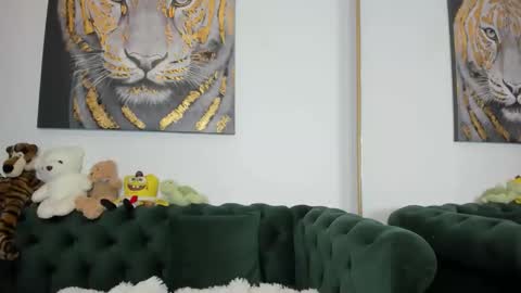 megpalmer online show from March 19, 10:47 pm