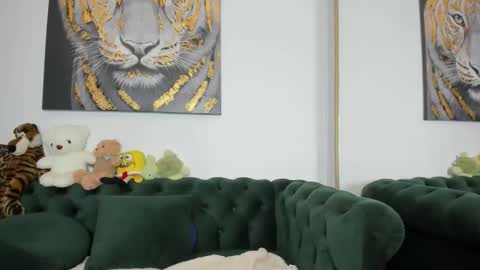 Snapshot of megpalmer chatting on May 1, 10:09 am megpalmer online show from May 1, 10:09 am
