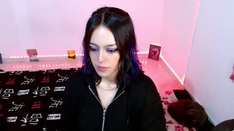 Snapshot of mei04_ chatting on October 5, 1:59 am Melissa online show from October 5, 1:59 am