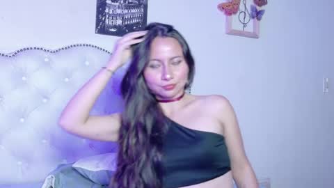 Snapshot of mei_hells chatting on March 19, 2:37 am Mei online show from March 19, 2:37 am