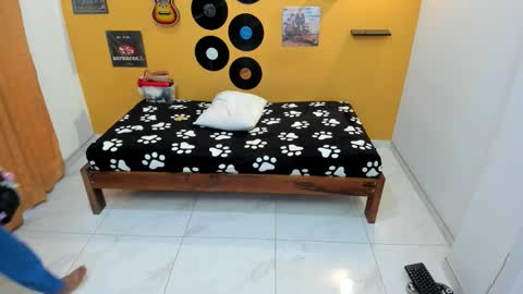 MEIS online show from March 17, 2:16 am