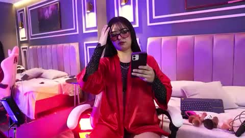 Snapshot of mekari_doll chatting on April 12, 7:08 pm Mekari . online show from April 12, 7:08 pm