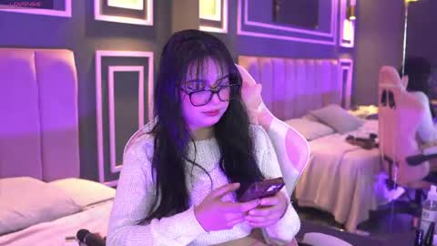 Snapshot of mekari_doll chatting on April 17, 7:17 pm Mekari . online show from April 17, 7:17 pm