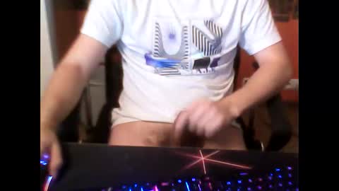 Snapshot of meks5544 chatting on November 21, 9:46 pm meks5544 online show from November 21, 9:46 pm