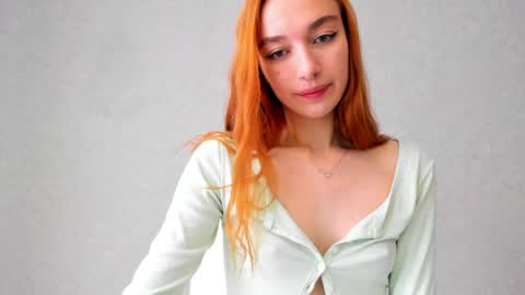 mel__lisa online show from May 16, 12:07 am