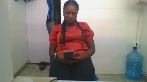 Snapshot of mel_candi94 chatting on March 3, 1:20 pm pretty online show from March 3, 1:20 pm