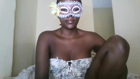Snapshot of mel_humpjuice chatting on March 4, 11:11 pm mel online show from March 4, 11:11 pm