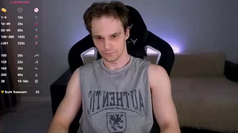 Snapshot of mel_kallen chatting on June 18, 7:51 pm MelKallen online show from June 18, 7:51 pm