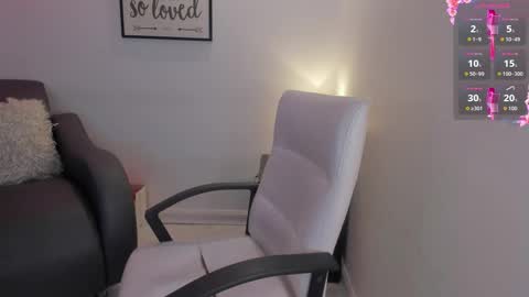 melan_owen online show from November 10, 11:09 am