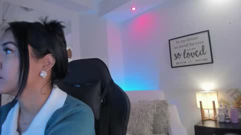 Snapshot of melan_owen chatting on March 29, 10:59 am melan_owen online show from March 29, 10:59 am