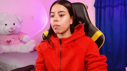 Snapshot of melani_bear chatting on March 24, 1:27 pm MELANI online show from March 24, 1:27 pm