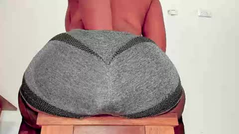 Melania online show from October 3, 1:30 pm