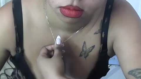 Snapshot of melanie025 chatting on March 16, 8:18 am melanie025 online show from March 16, 8:18 am