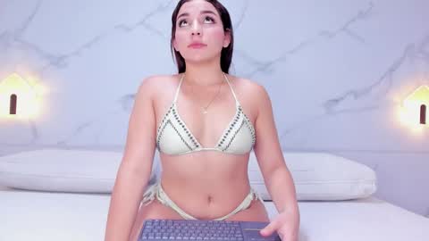 Melanie  online show from February 21, 7:48 pm