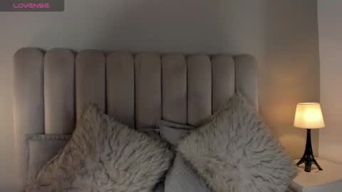 Melanie online show from March 8, 7:17 pm