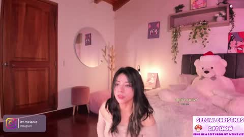 Melanie online show from December 5, 1:06 pm