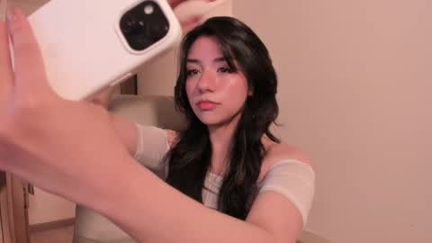 Melanie online show from February 12, 12:05 am