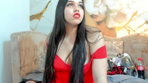 Melaniecooper online show from January 14, 5:30 am