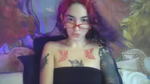 Snapshot of melaniefairy chatting on January 14, 5:35 am Melanie online show from January 14, 5:35 am