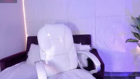 Melanie online show from January 17, 12:10 pm