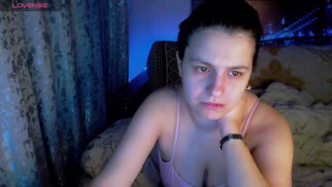 Snapshot of melaniemoor chatting on December 4, 2:04 pm Melanie Milena online show from December 4, 2:04 pm