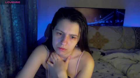 Snapshot of melaniemoor chatting on December 5, 1:38 pm Melanie Milena online show from December 5, 1:38 pm