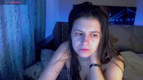 Snapshot of melaniemoor chatting on December 6, 11:44 am Melanie Milena online show from December 6, 11:44 am