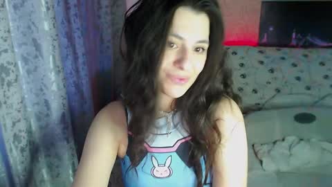 Snapshot of melaniemoor chatting on February 6, 5:46 am Melanie Milena online show from February 6, 5:46 am