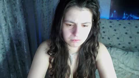 Snapshot of melaniemoor chatting on February 6, 10:21 pm Melanie Milena online show from February 6, 10:21 pm