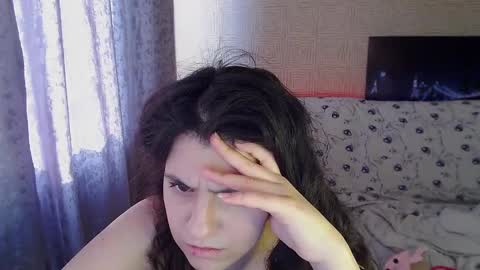 Snapshot of melaniemoor chatting on February 7, 1:22 pm Melanie Milena online show from February 7, 1:22 pm