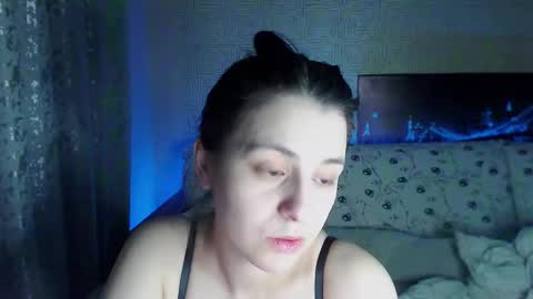 Snapshot of melaniemoor chatting on February 11, 2:24 pm Melanie Milena online show from February 11, 2:24 pm