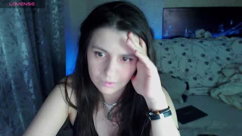 Snapshot of melaniemoor chatting on February 22, 9:48 pm Melanie Milena online show from February 22, 9:48 pm