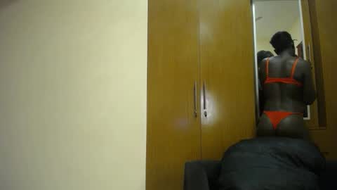 Snapshot of melanin_bae chatting on October 5, 9:02 pm Baby online show from October 5, 9:02 pm