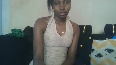 Snapshot of melaninblue chatting on December 20, 6:59 pm melaninblue online show from December 20, 6:59 pm