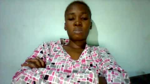 melaninndriping online show from November 14, 5:39 am