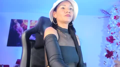 melannia_hills online show from December 21, 9:01 am