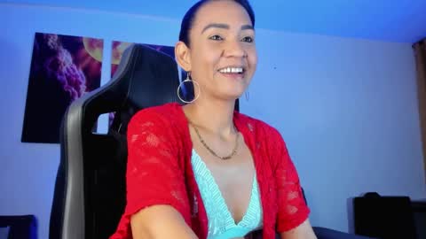melannia_hills online show from January 17, 7:08 am
