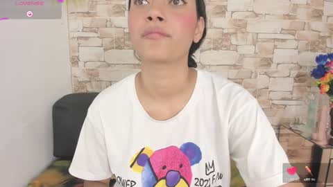 melannie roses online show from January 22, 11:53 pm