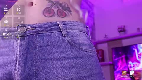 Snapshot of melanny_luv chatting on March 29, 8:42 pm MelanyLuv online show from March 29, 8:42 pm