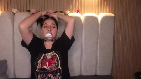 Snapshot of melanny_petite chatting on March 16, 1:04 pm melanny_petite online show from March 16, 1:04 pm